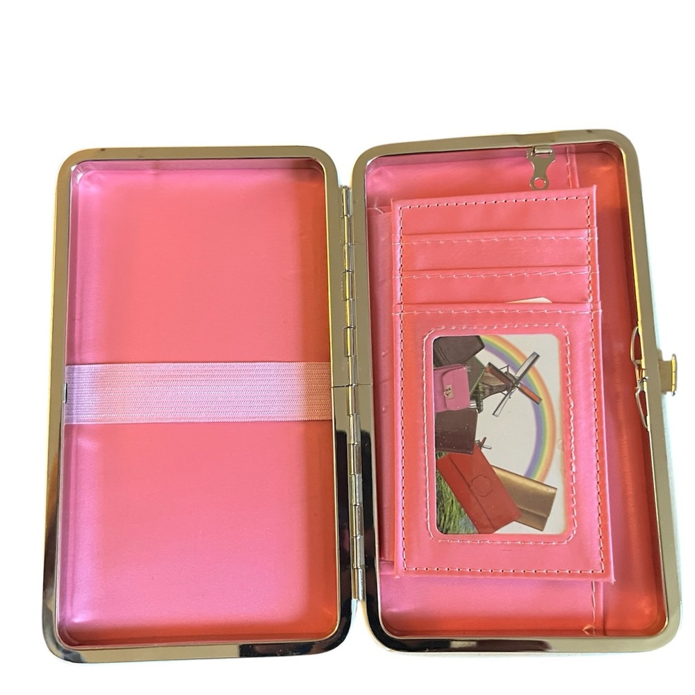 NWOT Pink Leather Clutch Phone Case Purse with Secure Strap Closure - Picture 4 of 9